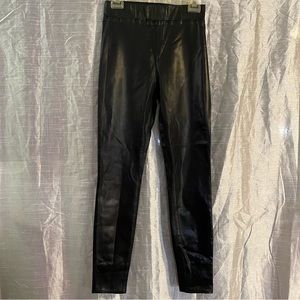 L’agence Rochelle high rise skinny jeggings black/coated w/flaw see pic size M